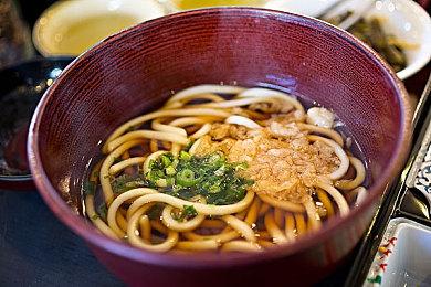 Devolver杀疯了！NS2首发双王炸：星际社牛模拟器×地牢3D弹幕狂欢！